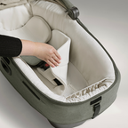 Joie - Landou auto Calmi R129 Signature Evergreen, 40-70 cm, testat ADAC si certificat R129