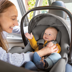 Joie - Scoica auto i-Snug 2 cu tetiera reglabila, 40-75 cm, Cashew, testata ADAC si certificata R129
