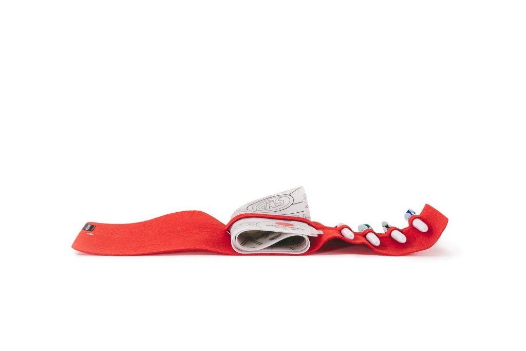 Complete Drawing Set with Reusable Silicone Dino Mat