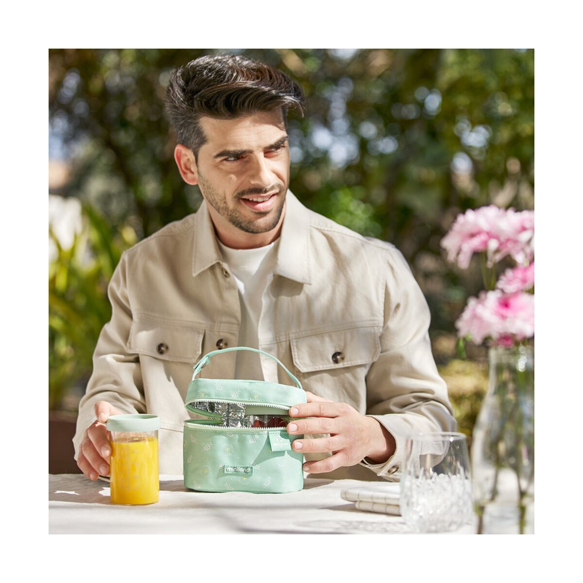 Set recipiente sticla Miniland, pentru hrana bebelusi, cu geanta termoizolantă Pack-2-Go EcoSized Frog
