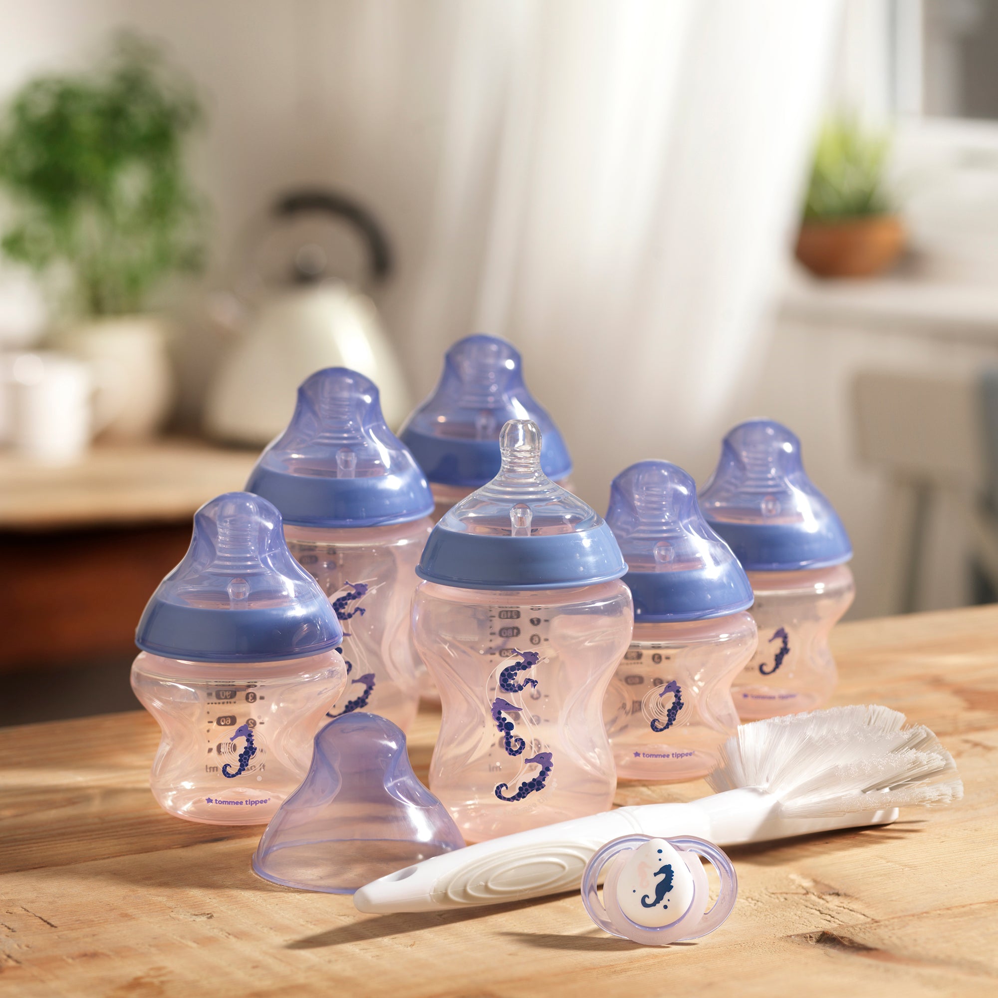 Kit biberoane nou nascut, ONL Fete  Tommee Tippee, 0luni+, Calut de Mare Albastru