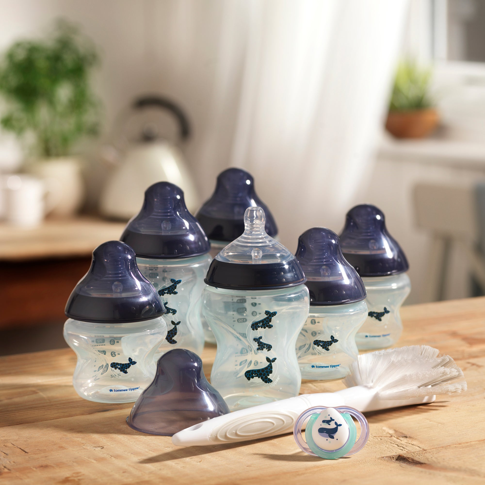 Kit biberoane nou nascut, ONL  Unisex Tommee Tippee, 0luni+, Balenute, Albastru