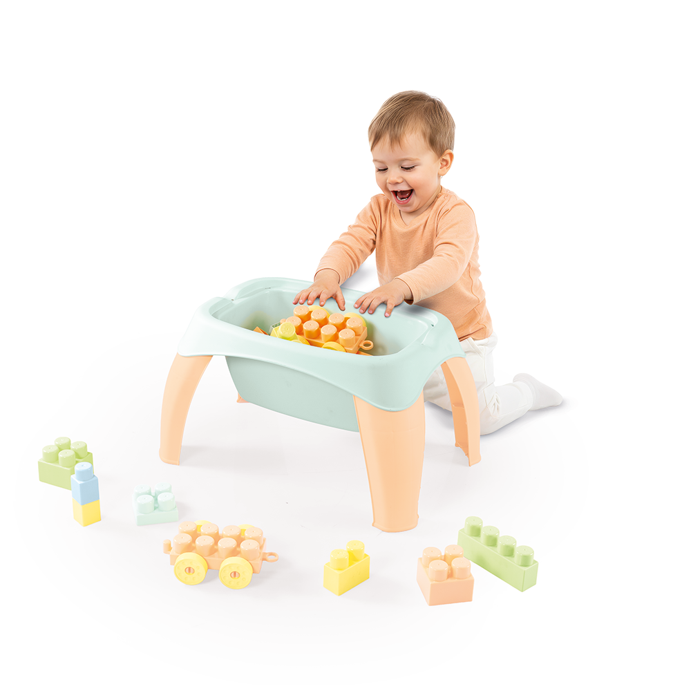 Masuta activitati cu 30 cuburi de construit - Pastel