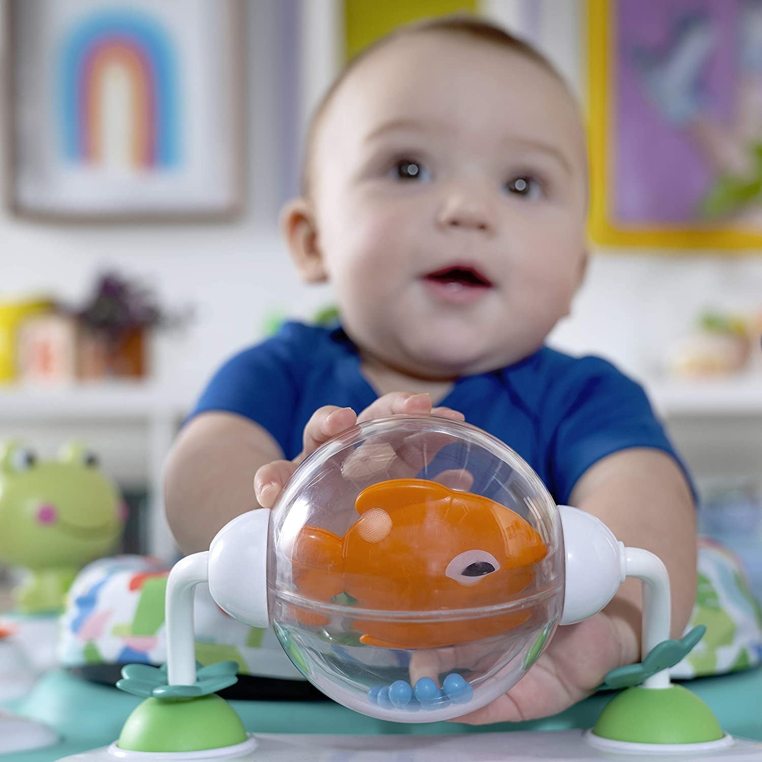 Bright Starts - Centru de activitati 2 in 1 Playful Pond