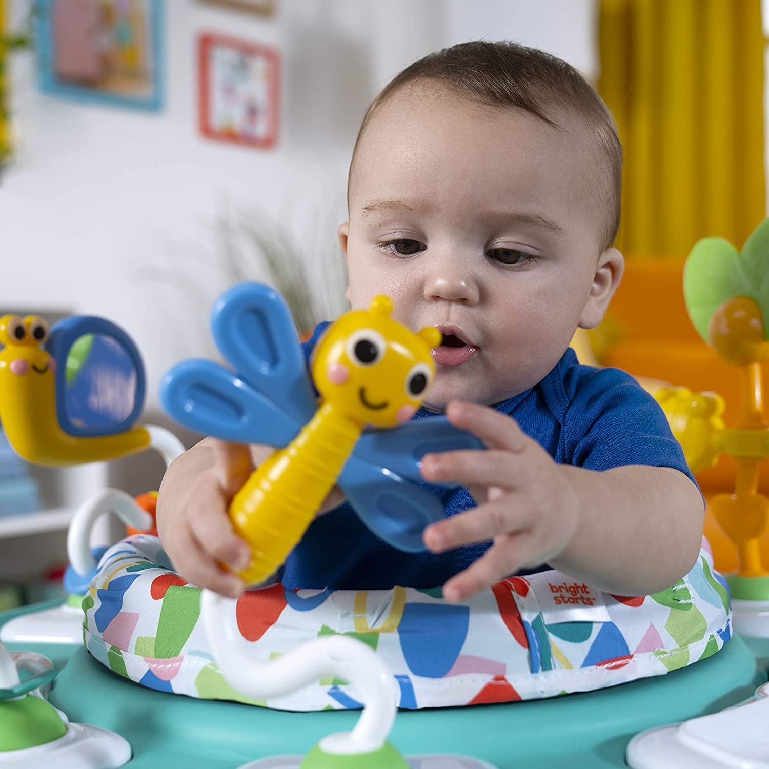 Bright Starts - Centru de activitati 2 in 1 Playful Pond