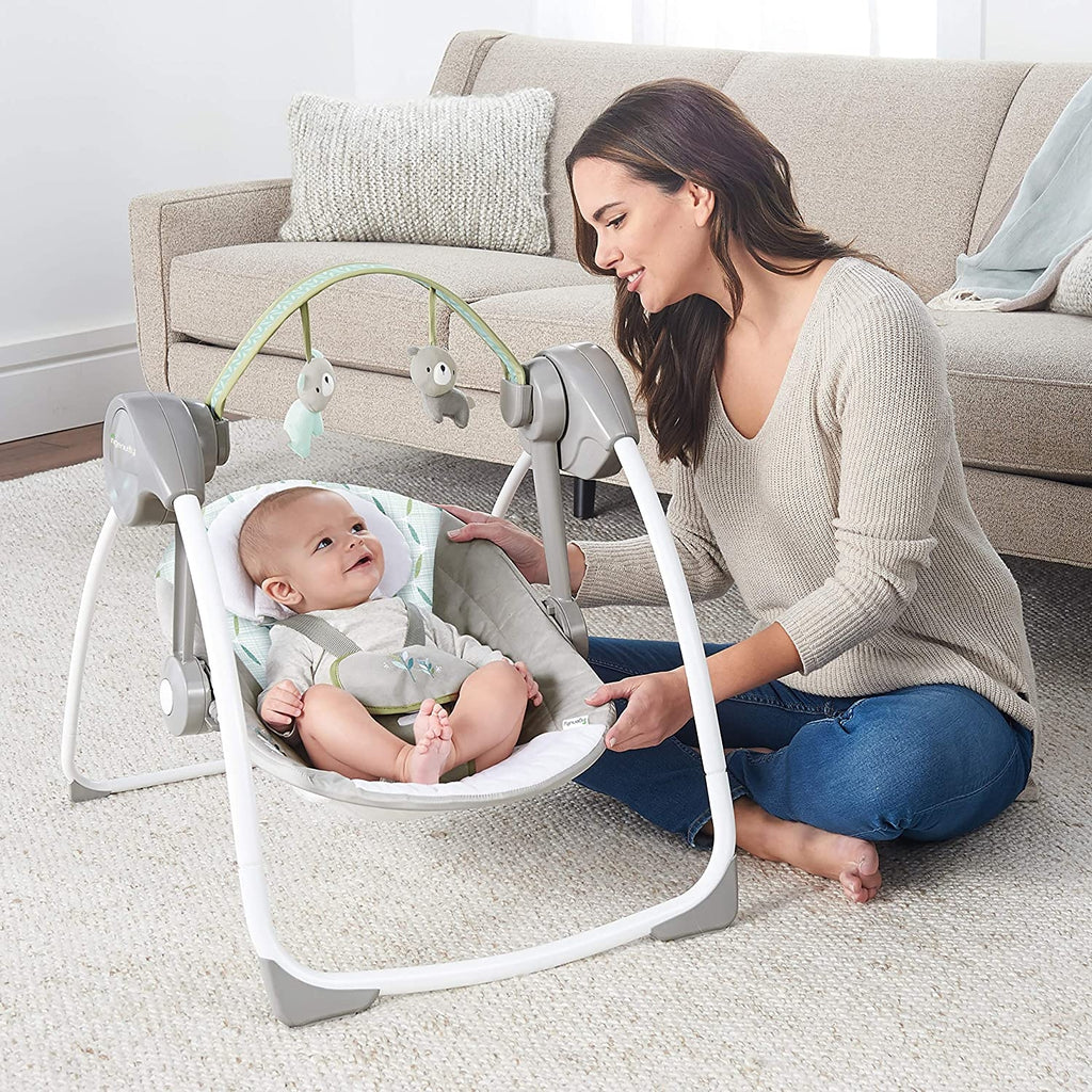 InGenuity Comfort & Harmony Leagan portabil Kendrick 0 luni cu 6 viteze de leganare si 6 melodii