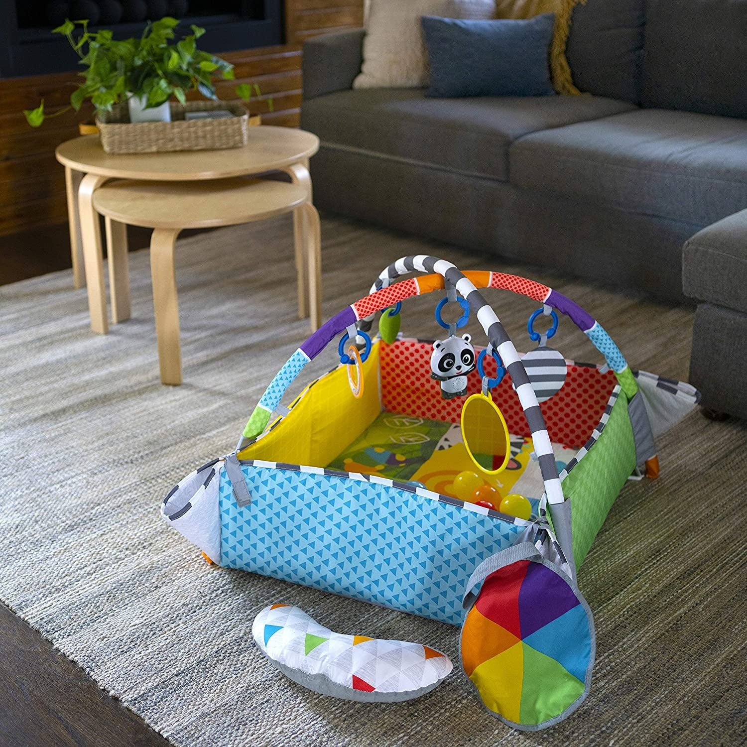 Baby Einstein - Salteluta de activitati 5 in 1 Ball Pit