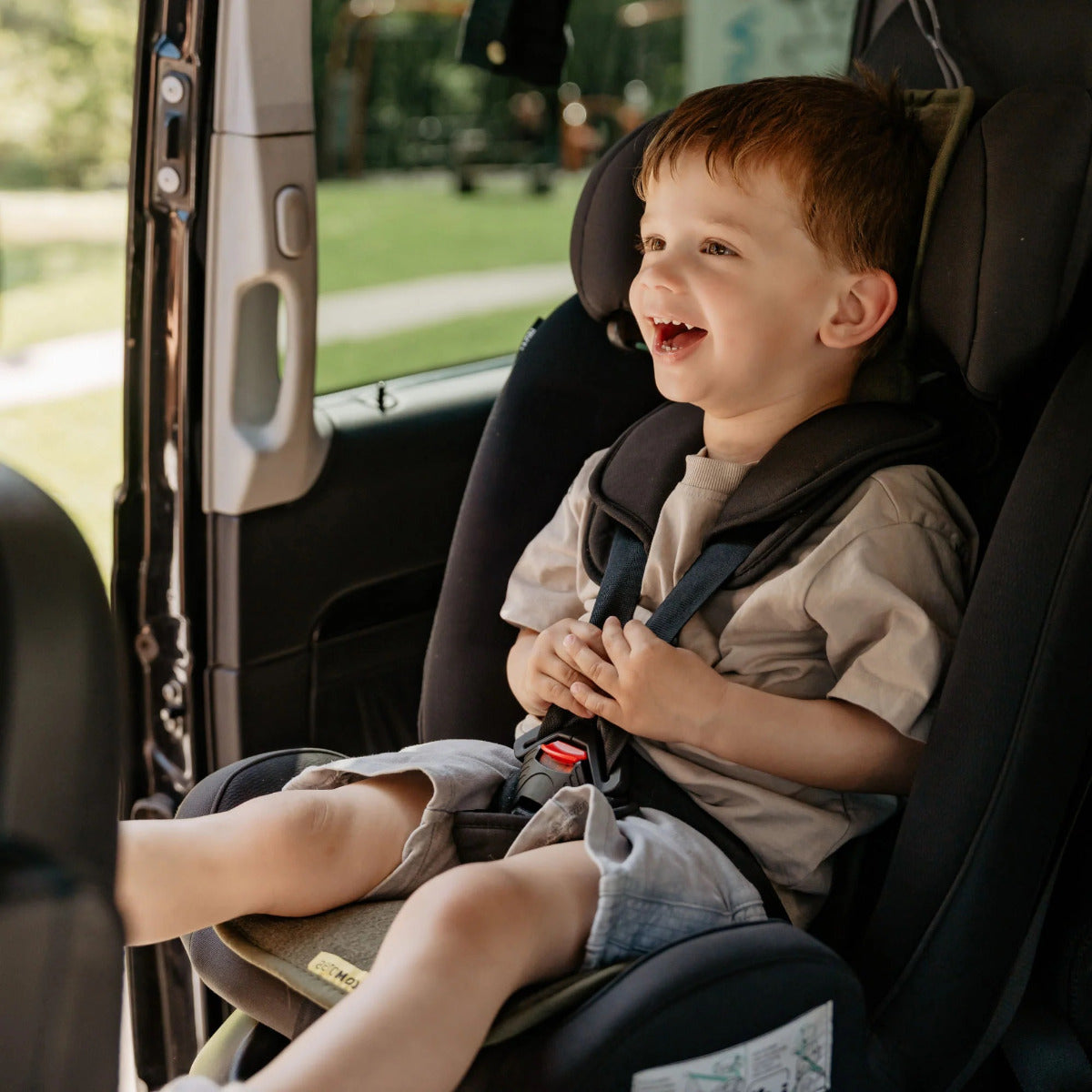 Car Seat Anti-Sweat Protector GR 1 + Organic Cotton Moss