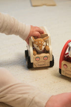 Egmont Toys Ambulanta din lemn cu mini figurina, 18 luni - 3 ani, lemn, conform EN71 si ASTM