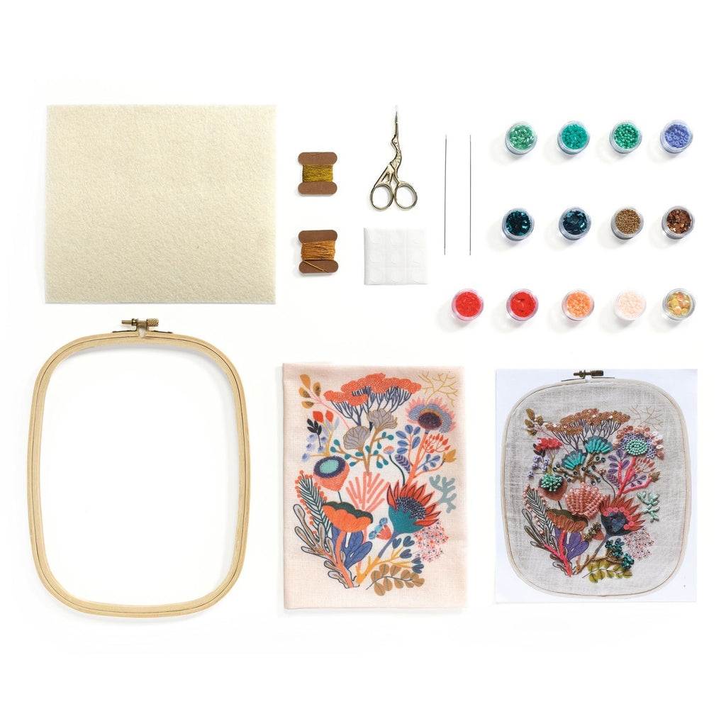 Atelier creativ 58 pentru adulti Broderie cu mărgele, Djeco