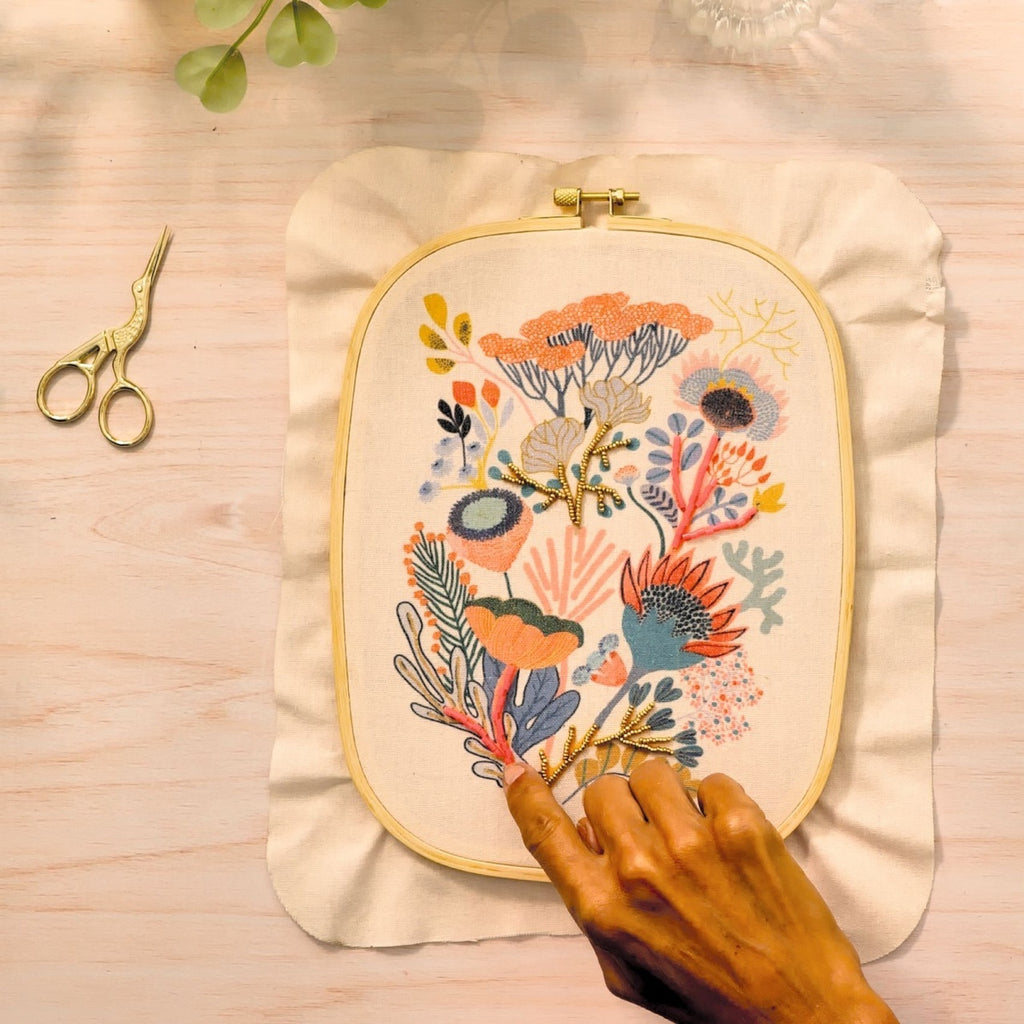 Atelier creativ 58 pentru adulti Broderie cu mărgele, Djeco