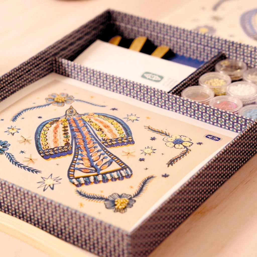 Atelier creativ 59 pentru adulti Broderie cu margele, Djeco