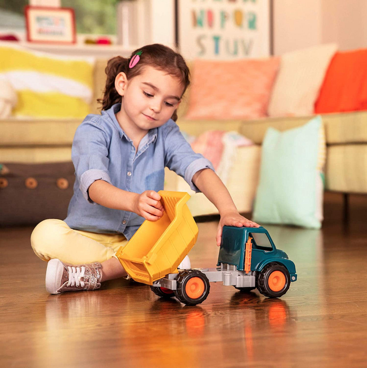 Battat Dump Truck