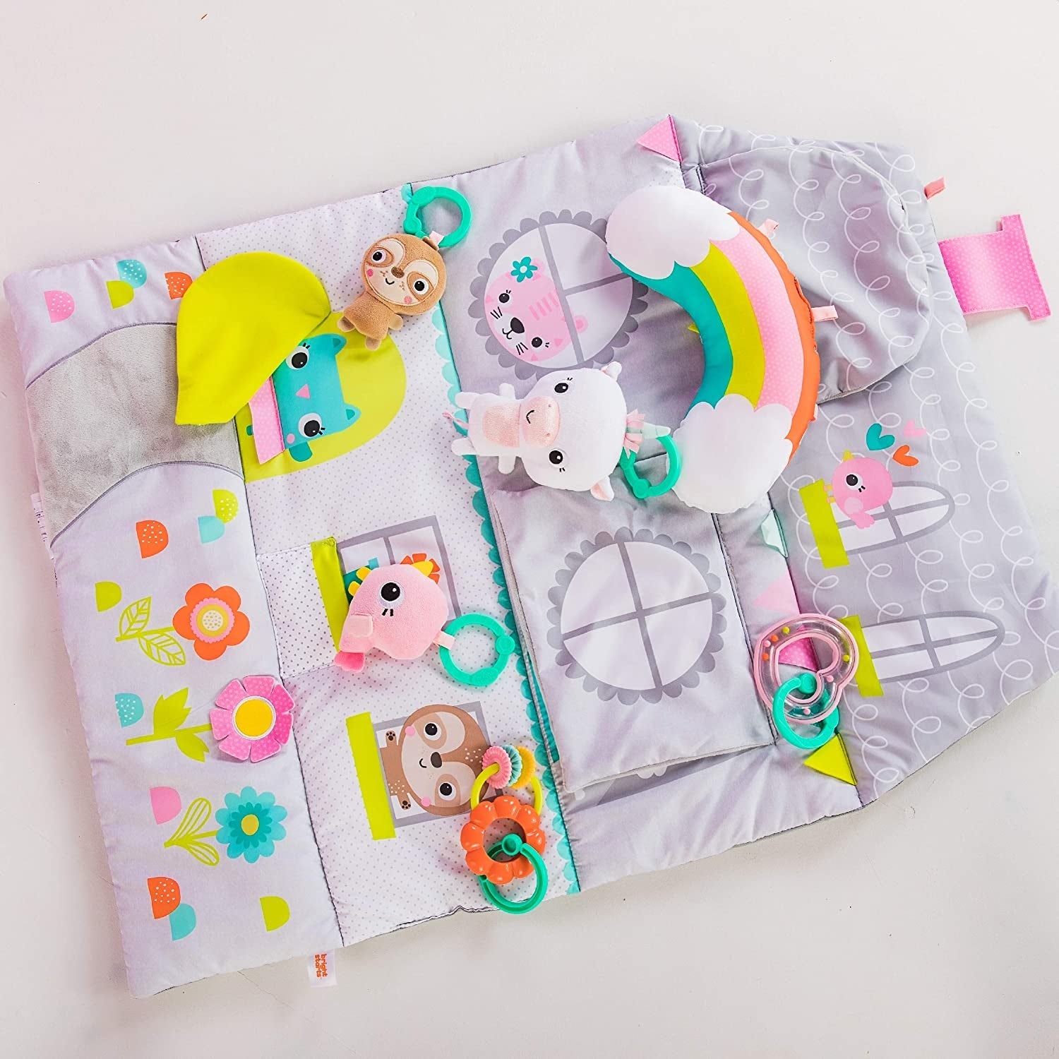 Bright Starts - Salteluta de activitati & Casuta de papusi Floors of Fun