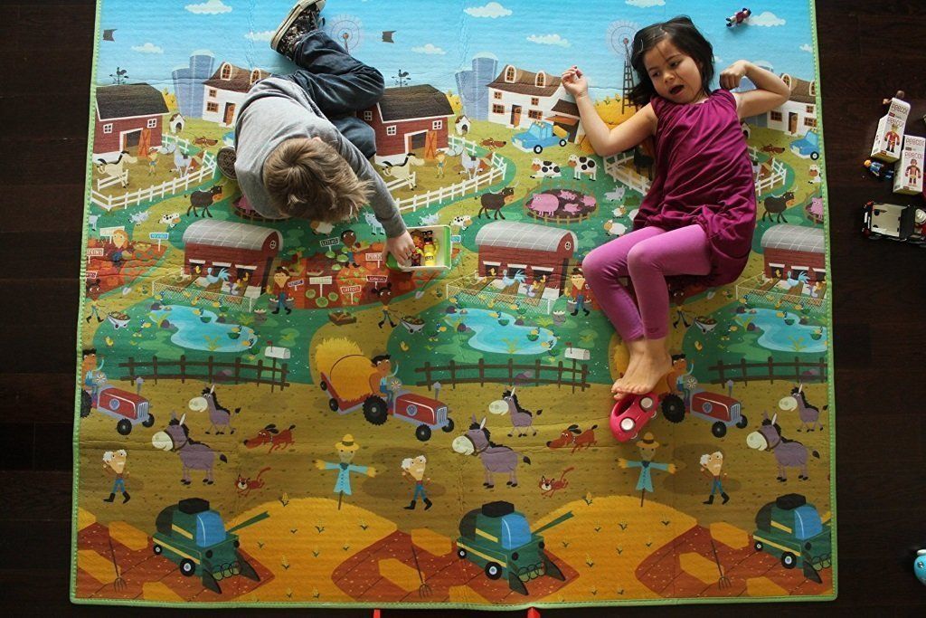 Covoras de Joaca cu Doua Fete pentru Copii Prince Lionheart City / Farm