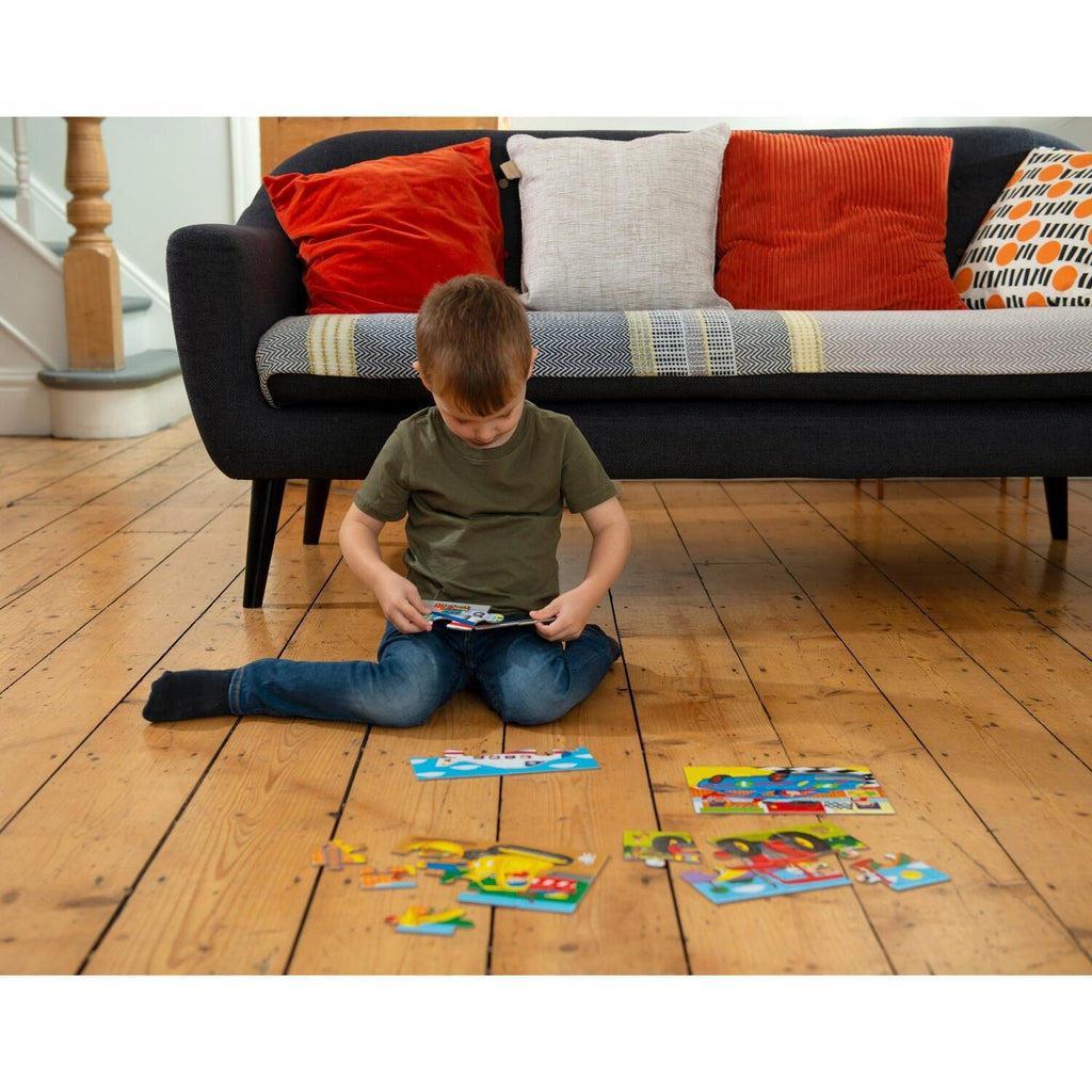 Set 4 puzzle-uri Vehicule (4, 6, 8, 12 piese)