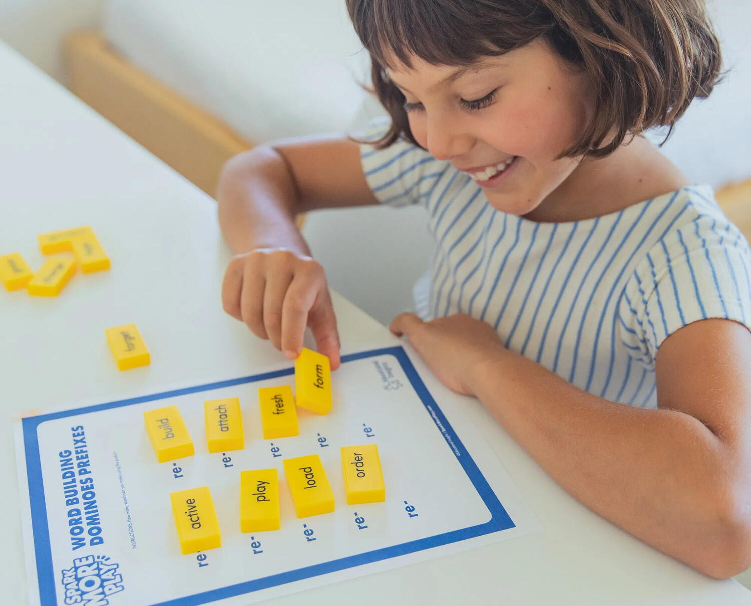 Domino pentru construit cuvinte