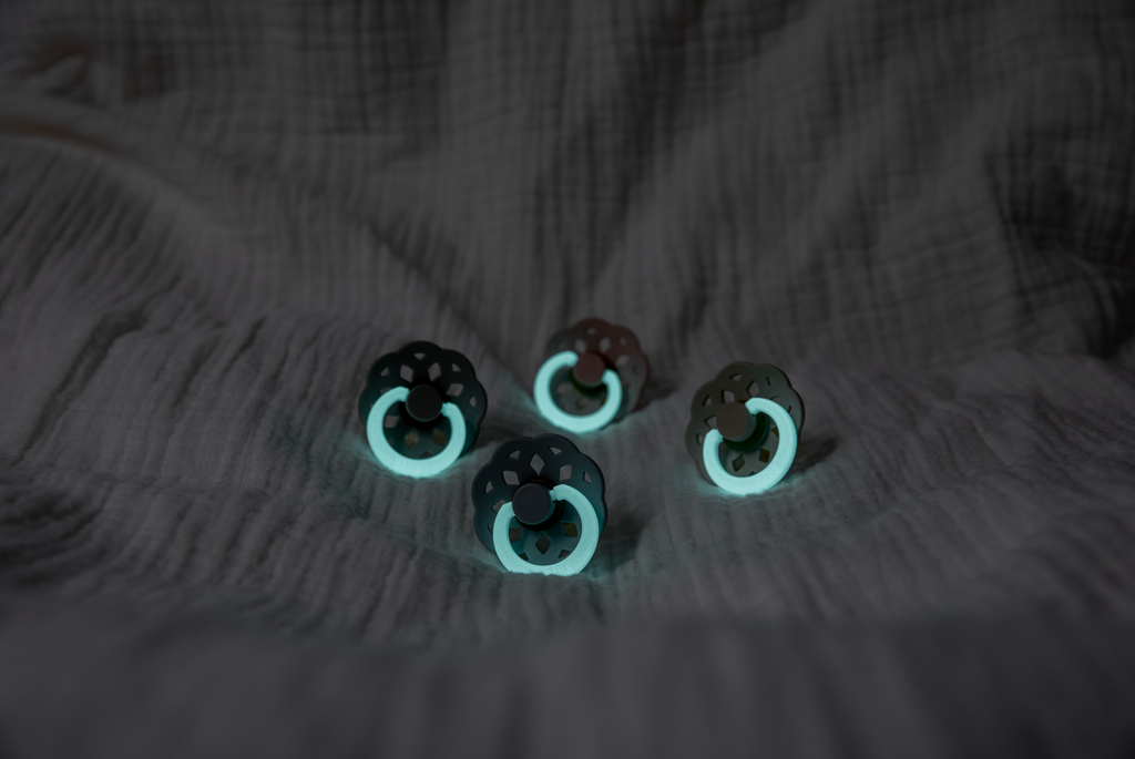 BIBS - Set 2 suzete fosforescente Colour Glow Latex, tetina rotunda, 0 luni +-Sage/Cloud