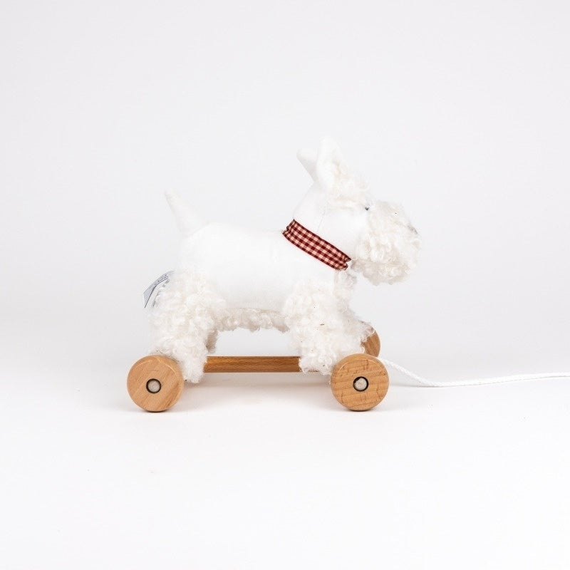 Jucarie de tras catelusa Lola, Egmont Toys