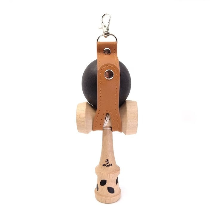 Kendama din lemn, Svoora