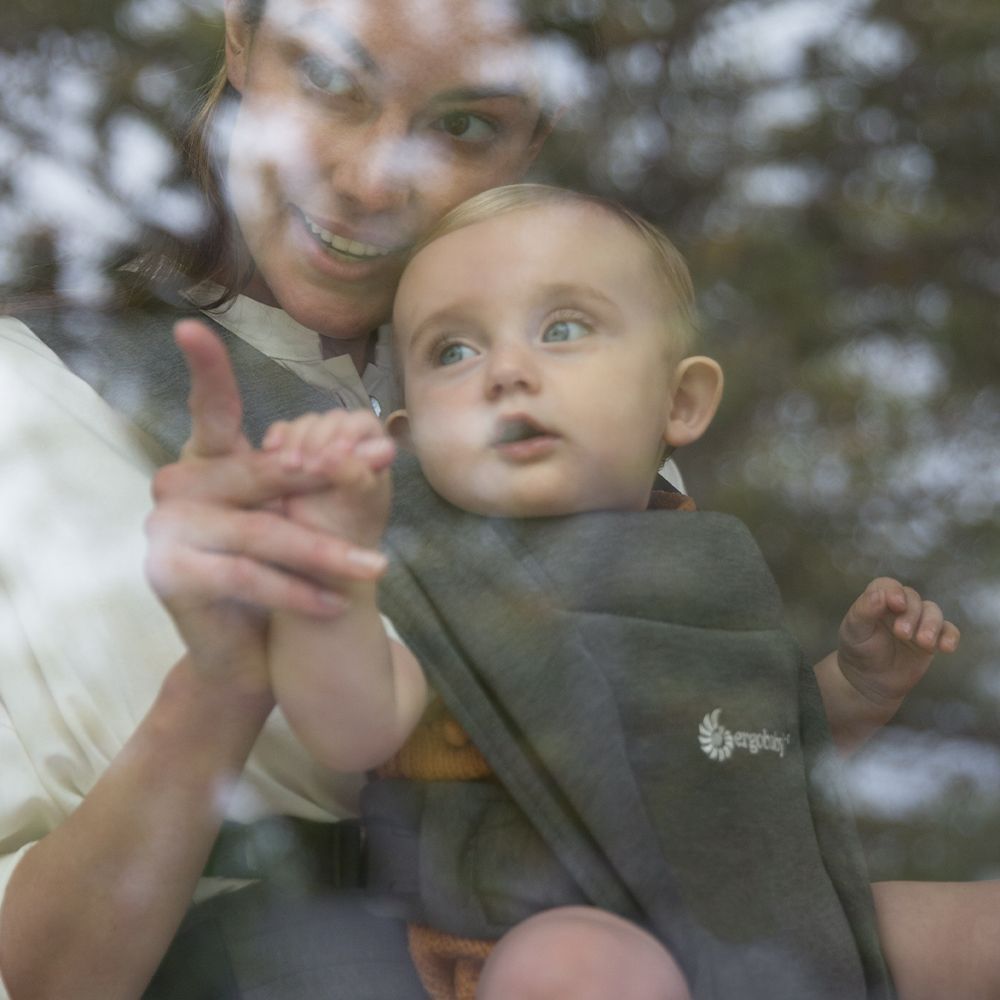 Embrace Heather Grey Carrier