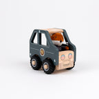 Egmont Toys Masina de politie cu mini figurina din lemn, colectia Miniature World, 18 luni, EN71 ASTM