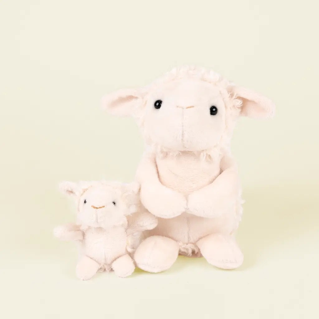 Oita de plus cu puiut, Egmont Toys