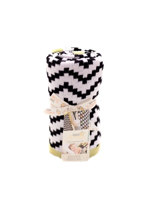 Knitted Cotton Chevron Blanket White and Black