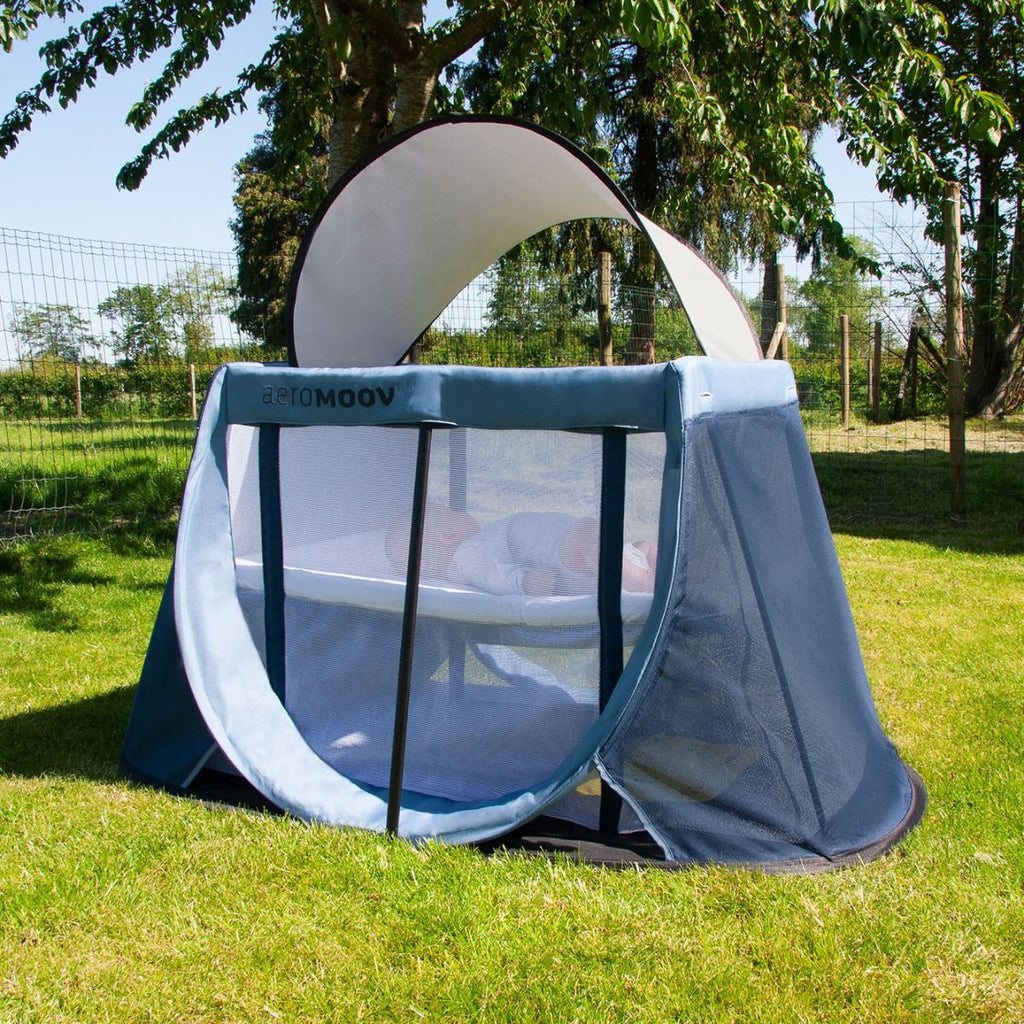 Pop Up Travel Cot Blue Whale Aeromoov