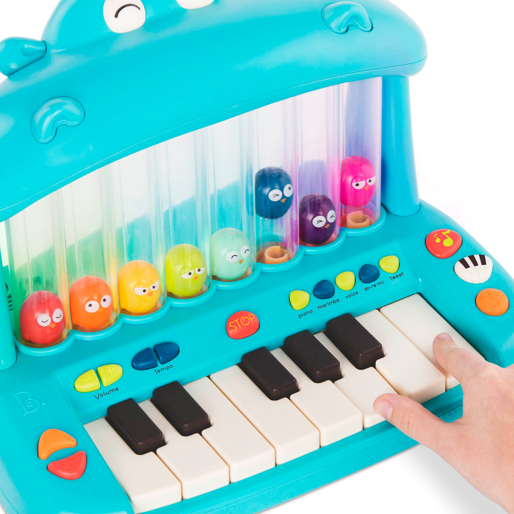 Pian muzical interactiv Hipopotam  cu lumini si 8 pasari saltarete, peste 12 luni