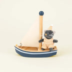 Pisoiul Malo cu barcuta, Egmont Toys
