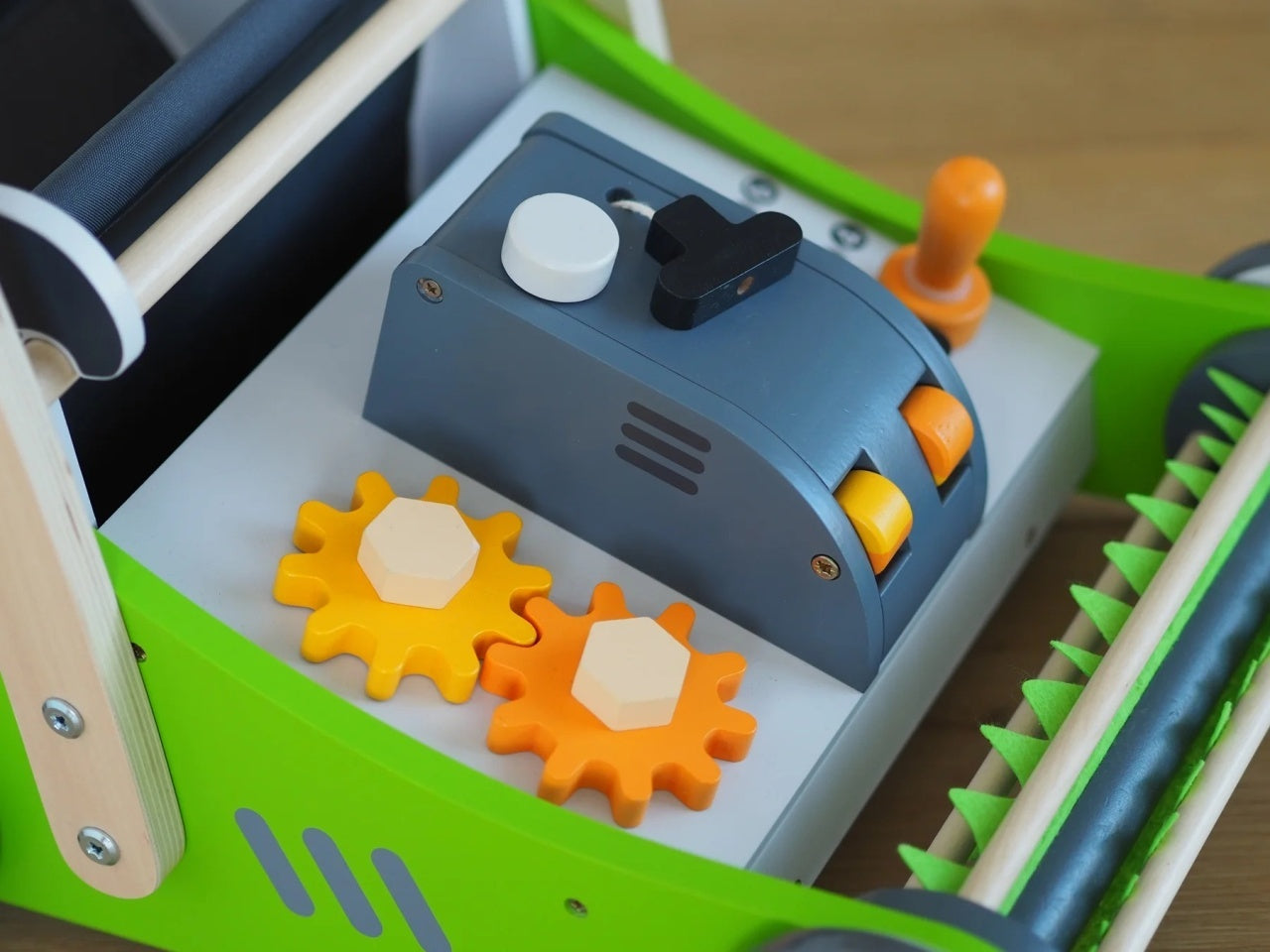 Premergator Masina de tuns iarba, UMU Toys