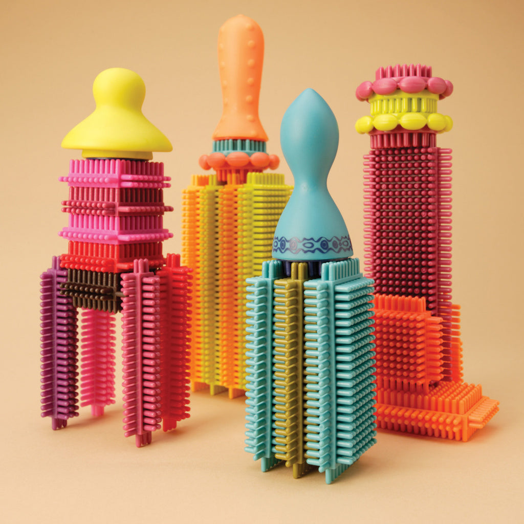 Set 68 de cuburi Stackadoos B.Toys