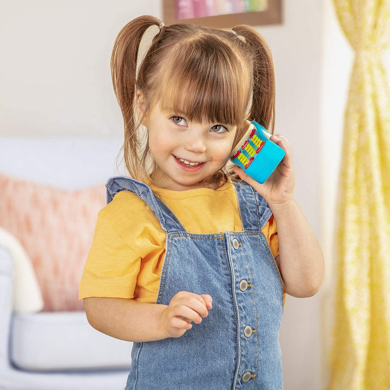 Telefon cu sunete si lumini Battat
