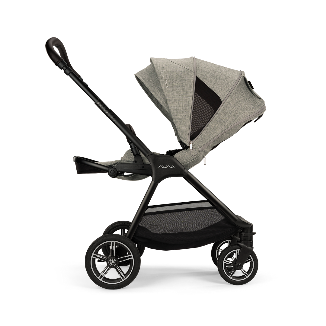 Nuna x BMW - Carucior ultracompact TRIV next, gri Graphene