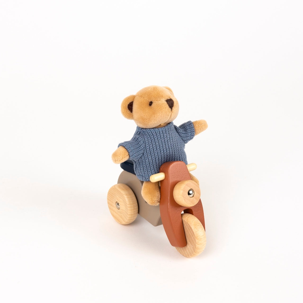 Ursuletul Alexis pe scuter, Egmont Toys
